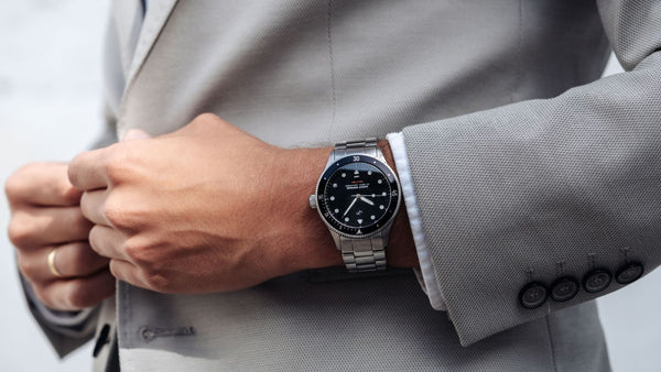 社会人に腕時計は必要？選び方のコツやビジネスシーンにおすすめの腕時計をご紹介