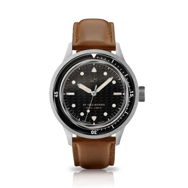 1956 Marine, Steel / Black