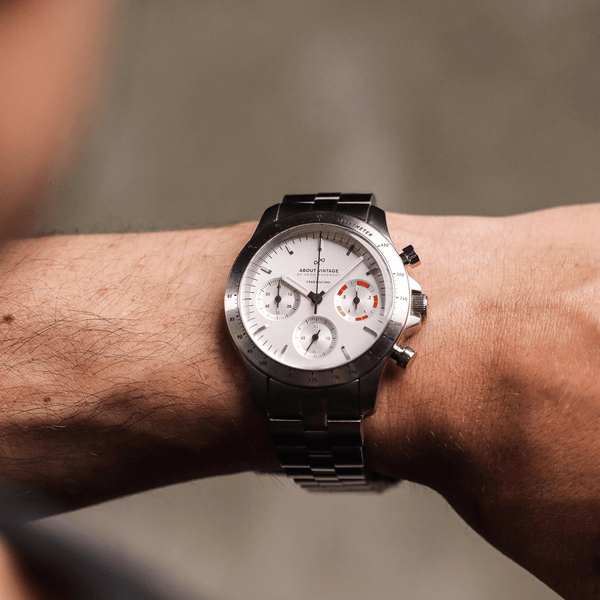 1960 Racing Chronograph, Steel / White & Deep Orange